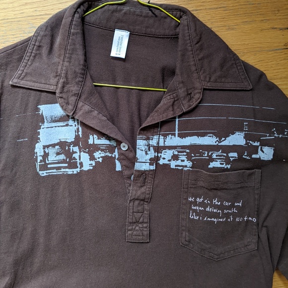 Yasmine Louis shirt with graphics - Picture 2 of 3